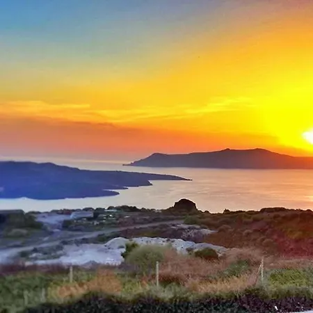 Nemesis Apart-hotel Fira (Santorini)