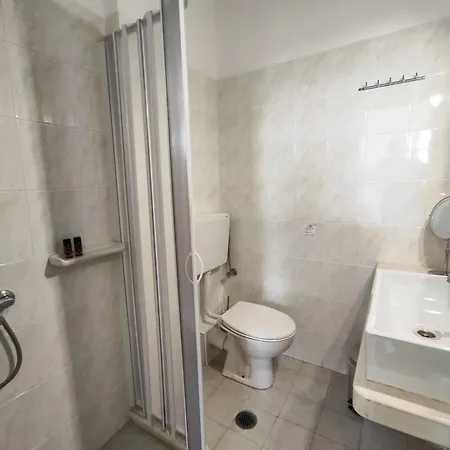 Appart hôtel Nemesis Fira (Santorini)
