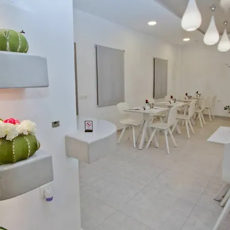 Nemesis Appart hôtel Fira (Santorini)
